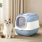 A melhor caixa de areia para gatos do tipo fechada azul com portinha frontal